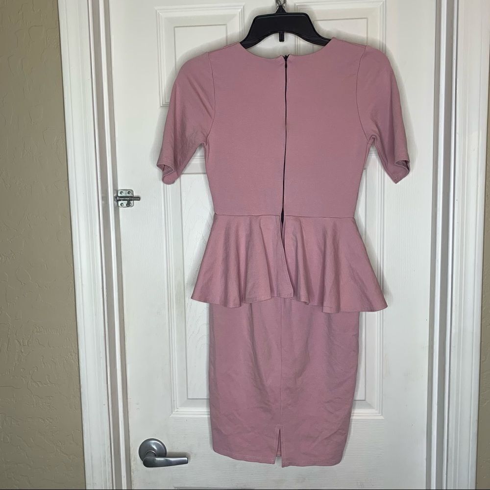 Brigitte Brianna Dusty Mauve Peplum Dress Size Small - Picture 2 of 9